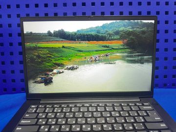 Б/в Ноутбук Lenovo 14/core i3-1315u ddr5/8gb ddr5/hdd *відсутній/ssd 512 gb/*інтегрована 01-200808218