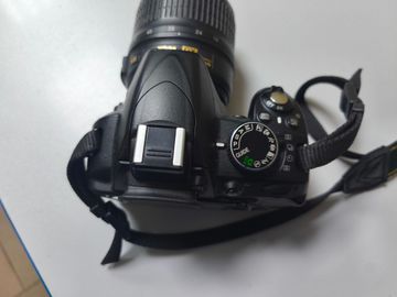 Б/в Фотоапарат Nikon d3100 kit / af-s nikkor 18-55mm f:3,5-5,6g vr dx 01-200811481