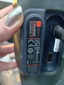 Б/у Акустика Jbl charge essential 2 01-200814730