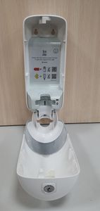 Б/у Диспенсер для жидкого мыла Tork elevation 561600 01-200744023