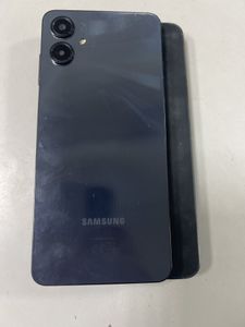 Б/в Мобільний телефон Samsung galaxy a06 4/128gb 01-200853536