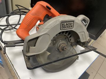 Б/у Пила дисковая Black & Decker cs1250l 01-200858747