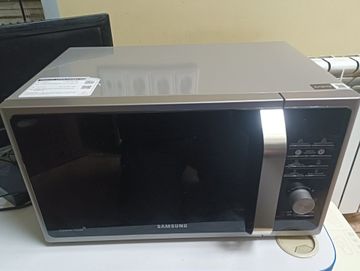Б/в Мікрохвильова піч Samsung ms23f302tas 01-200867038