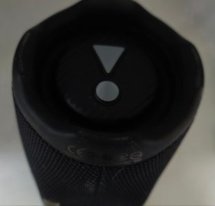 Б/у Акустика Jbl charge 6 01-200865769