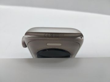 Б/в Смарт-годинник Apple watch se 2 gps 40mm aluminium case 01-200871028