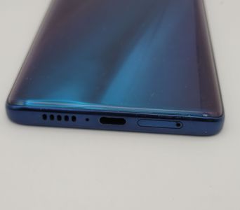 Б/в Мобільний телефон Motorola edge 5g 2021 xt2141-1 6/256gb 01-200878259