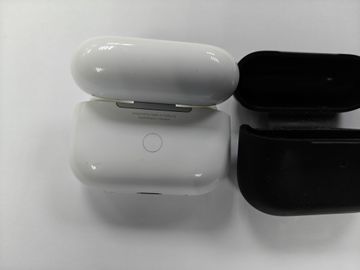 Б/в Навушники Apple airpods pro 2nd generation with magsafe charging case usb-c 01-200875677