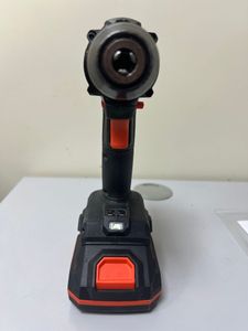 Б/у Шуруповерт Dnipro-M cd-200bc kit 1акб 2ah зп 01-200882686