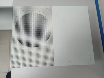 Б/у Игровая приставка Microsoft xbox one s 1tb 01-200894430