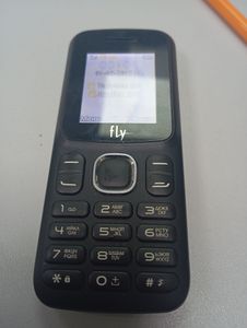 Б/у Мобільний телефон Fly ff180 01-200894432