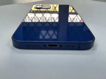 Б/в Мобільний телефон Apple iphone 12 64gb 01-200861954