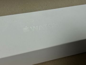 Б/в Смарт-годинник Apple watch series 8 gps 41mm aluminum case 01-200904127