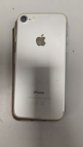 Б/в Мобільний телефон Apple iphone 7 32gb 01-200903462