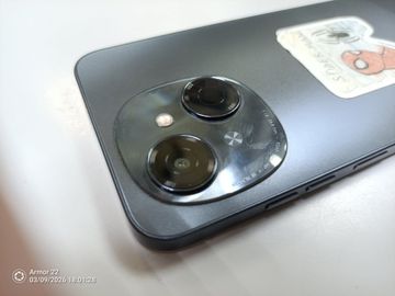 Б/в Мобільний телефон Tecno spark go 1 kl4 4/128gb 01-200908264