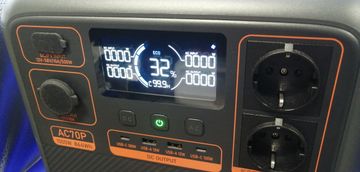 Б/в Зарядна станція Bluetti ac70p 01-200910346