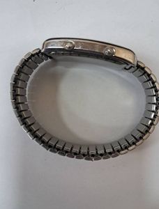 01-200208376: Fossil dr-2105