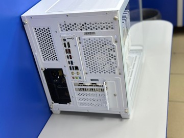 Б/в Системний блок Пк amd ryzen 7 7700/ram 32 gb/hdd відсутній/ssd 1000 gb/nvidia rtx 5060 ti (geforce) 16gb gddr7 128bit 01-200935738