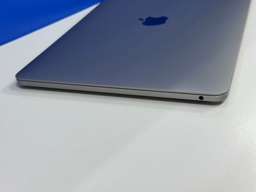 Б/в Ноутбук Apple macbook pro 2019 a2159 13,3" core i5 1,4ghz/ram 8gb/ssd 128gb/intel iris plus graphics 645 01-200938225