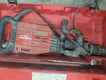 Б/у Отбойный молоток Hilti te 905-avr 01-200937199