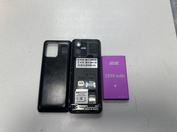 Б/в Мобільний телефон 2E e240 2023 01-200958612