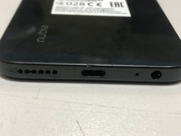 Б/в Мобільний телефон Zte nubia v70 design 8/256gb 01-200972663