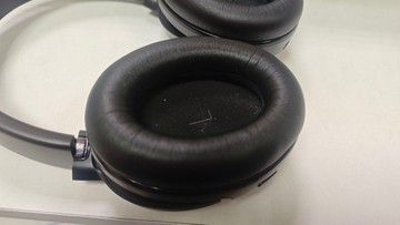 Б/в Навушники Jbl tour one m2 01-200997383