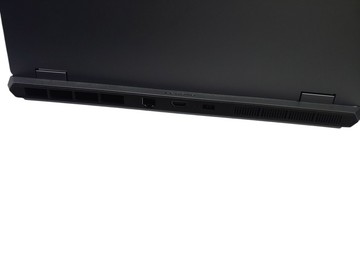 Б/в Ноутбук Lenovo 15/core i5-13450hx ddr5/16gb ddr5/hdd *відсутній/ssd 512 gb/rtx 5060 8gb 01-200976559