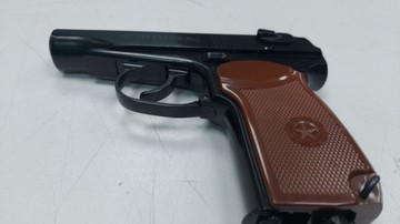 Б/у Пневматический пистолет Umarex makarov 01-201011722