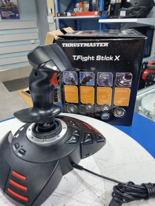Б/в Ігровий джойстик Thrustmaster t.flight stick x 01-201018021