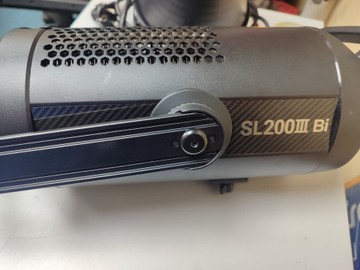 Б/у Студийный свет Godox sl200iii bi 01-201026474