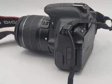 Б/в Фотоапарат Canon eos 700d body 01-201008186