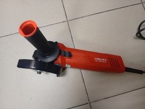 Б/у Угловая шлифмашина Hilti ag 125-8se 01-201125100