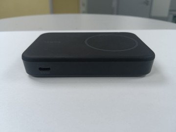 Б/в Повербанк Belkin boostcharge pro 8k 8000mah 15w 01-201134439