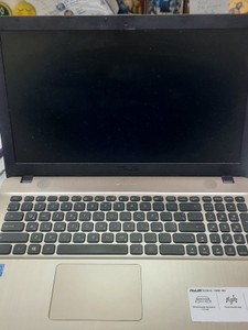 Б/в Ноутбук Asus 15/celeron n3060 ddr3/4gb ddr3/ssd 120 gb/*інтегрована 01-201170690