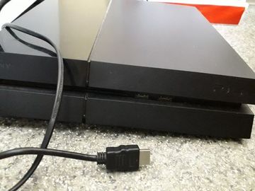 01-200761684: Sony playstation 4 slim 1tb