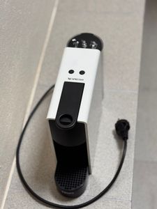 01-200779136: Krups nespresso essenza mini xn110b