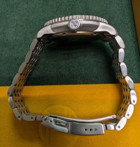 01-200779800: Spinnaker sp-5133