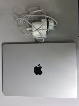 Б/в Ноутбук Apple macbook air 13,6" m3 2024 01-200802310