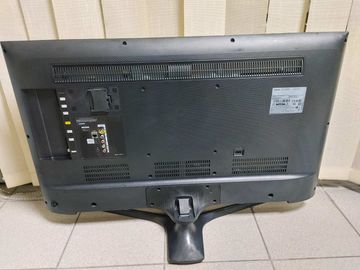 Б/в Телевізор Samsung ue40j6240 01-200802464