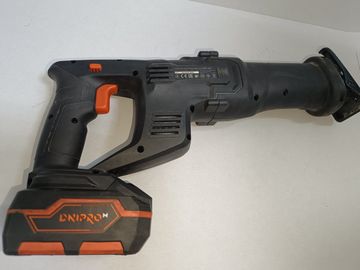 Б/в Шабельна пила Dnipro-M drs-200 1акб 4ah зп 01-200815476
