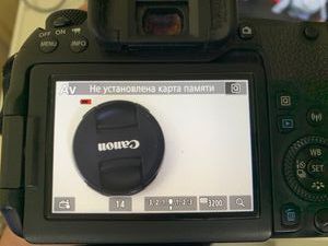 Б/в Фотоапарат Canon eos 77d / canon ef 50mm f/1,8 stm 01-200817795