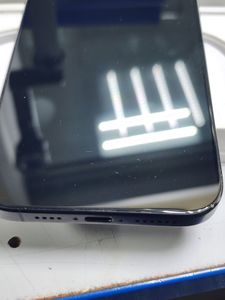 Б/в Мобільний телефон Apple iphone 16 pro max 256gb 01-200820238