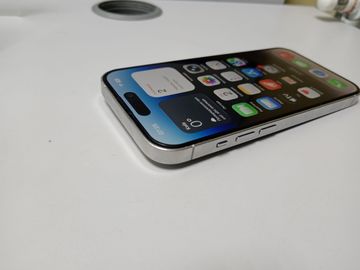 Б/в Мобільний телефон Apple iphone 14 pro 256gb esim 01-200831509