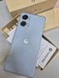 Б/в Мобільний телефон Motorola edge 50 fusion 12/512gb 01-200836460