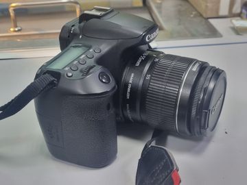 Б/у Фотоаппарат Canon eos60d / ef-s 18-55mm 1:3.5-5.6 is ii 01-200804446