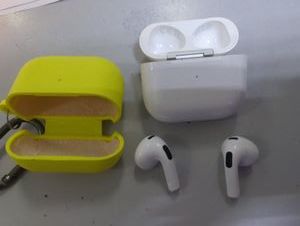 Б/в Навушники Apple airpods 3rd generation 01-200852028