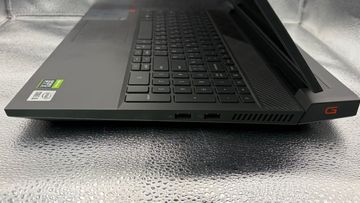 Б/у Ноутбук Dell 15/core i5-10200h ddr4/8gb ddr4/ssd 512 gb/geforce rtx3050 4gb 01-200820537