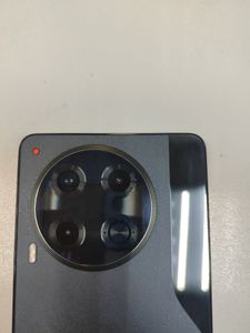 Б/в Мобільний телефон Tecno camon 30 cl6 8/256gb 01-200860976