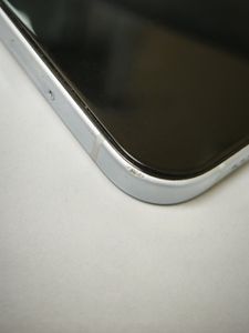 Б/у Мобильный телефон Apple iphone 15 256gb 01-200865458