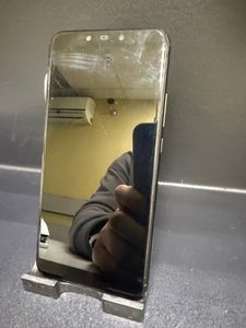 Б/в Мобільний телефон Huawei p smart plus ine-lx1 4/64gb 01-200860176